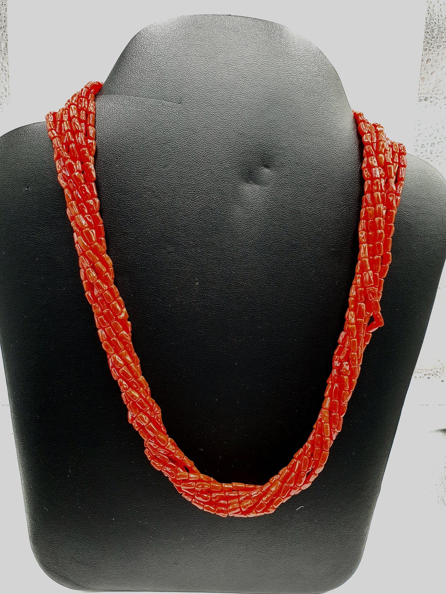 14 carats Or - Collier - Corail rouge antique avec une 14 carats Or - Collier - Corail rouge antique avec une