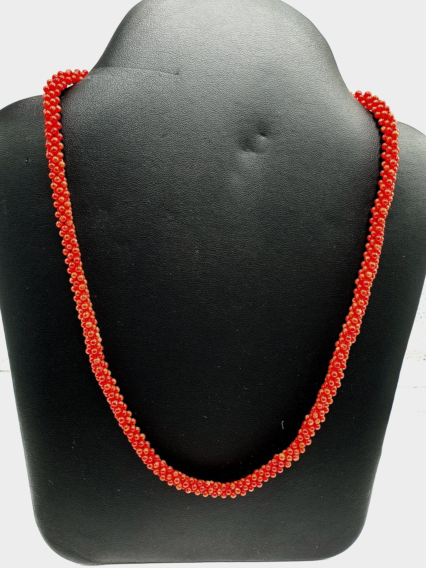 Collier boule corail