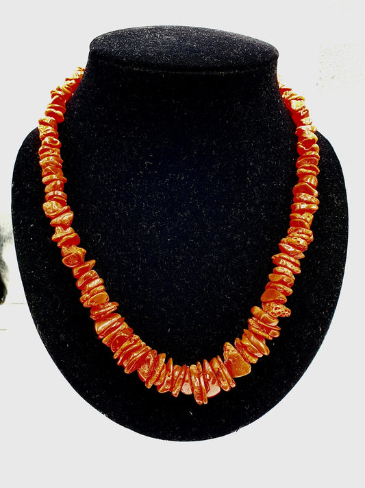 Collier morceaux corail